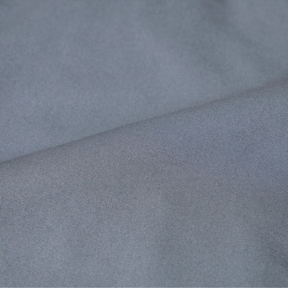 UNIQLO Grey Stretch Slim-Fit Short (9”) - Picture 7 of 9